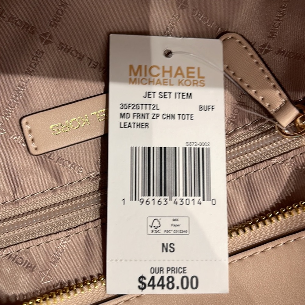 MICHAEL KORS
Jet Set Medium Front Zip Pebbled Leather Chain Tote Bag
Buff
NWT - Picture 10 of 16